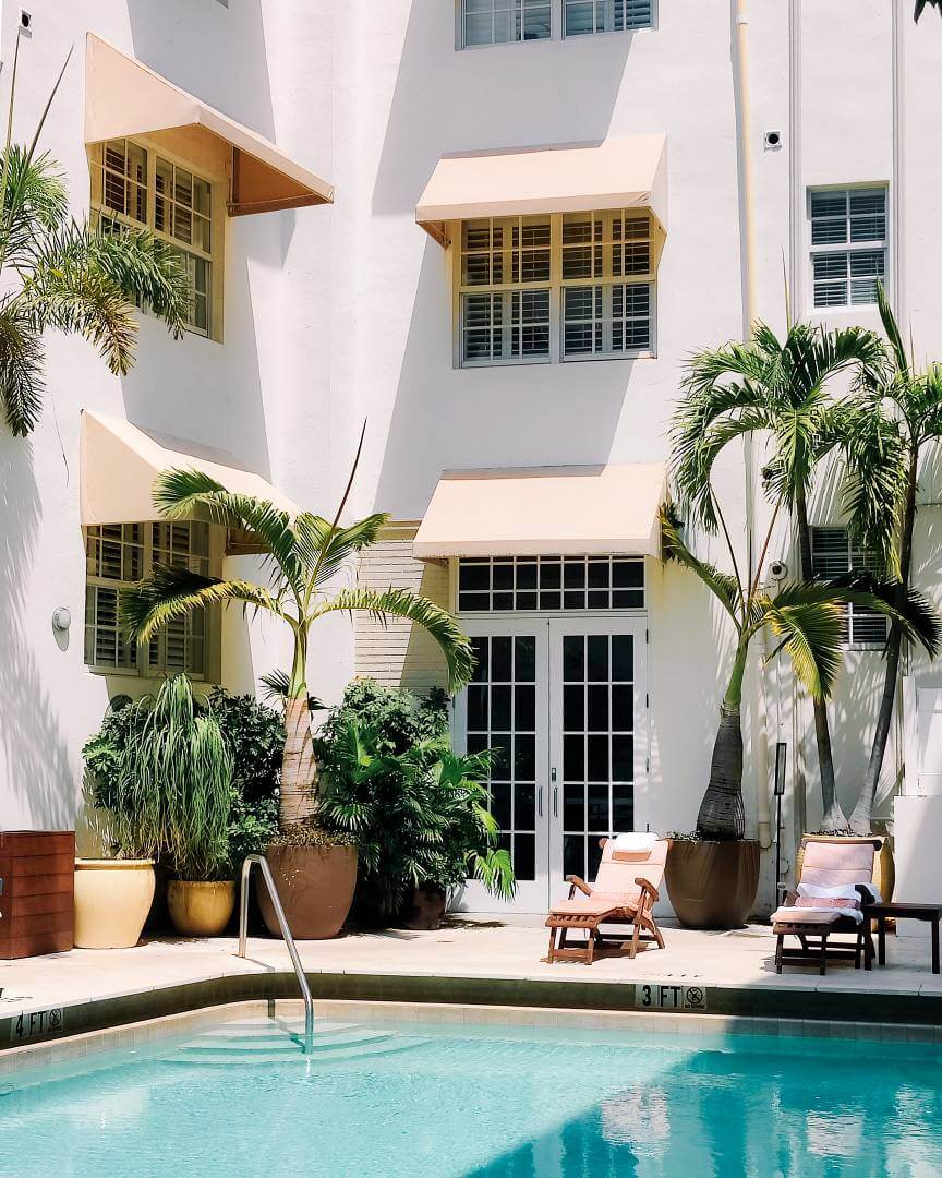 Pool im Innenhof des Betsy Hotels Miami